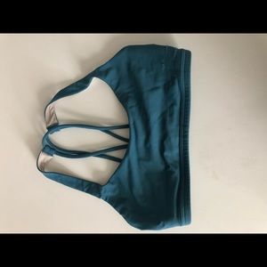 Lululemon sports bra